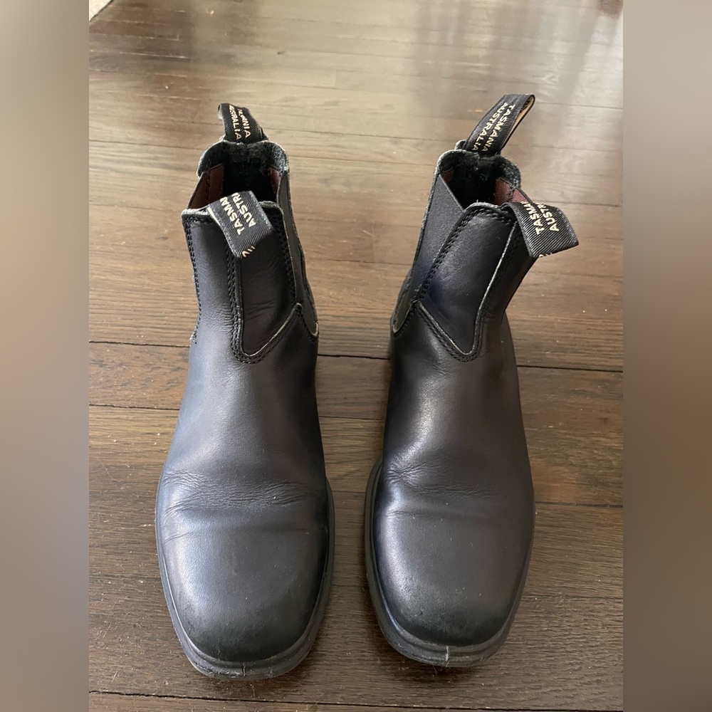 Womens 7.5 Blundstone Leather Chelsea Boots Black